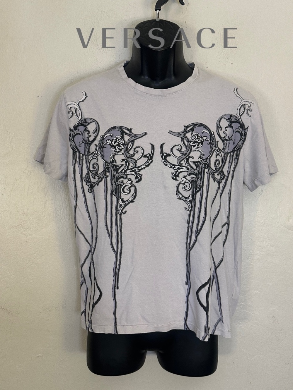 Versace Collection T Shirt Large Gently worn 100% cotton 22" armpit to armpit